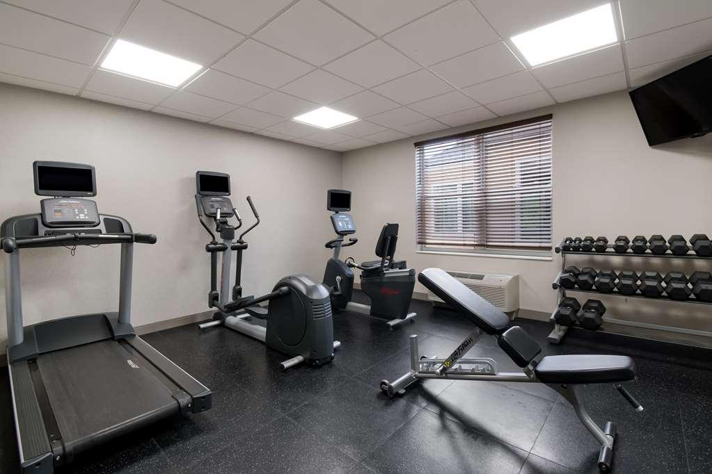 Country & By Radisson, Northeast - Hershey Inn
