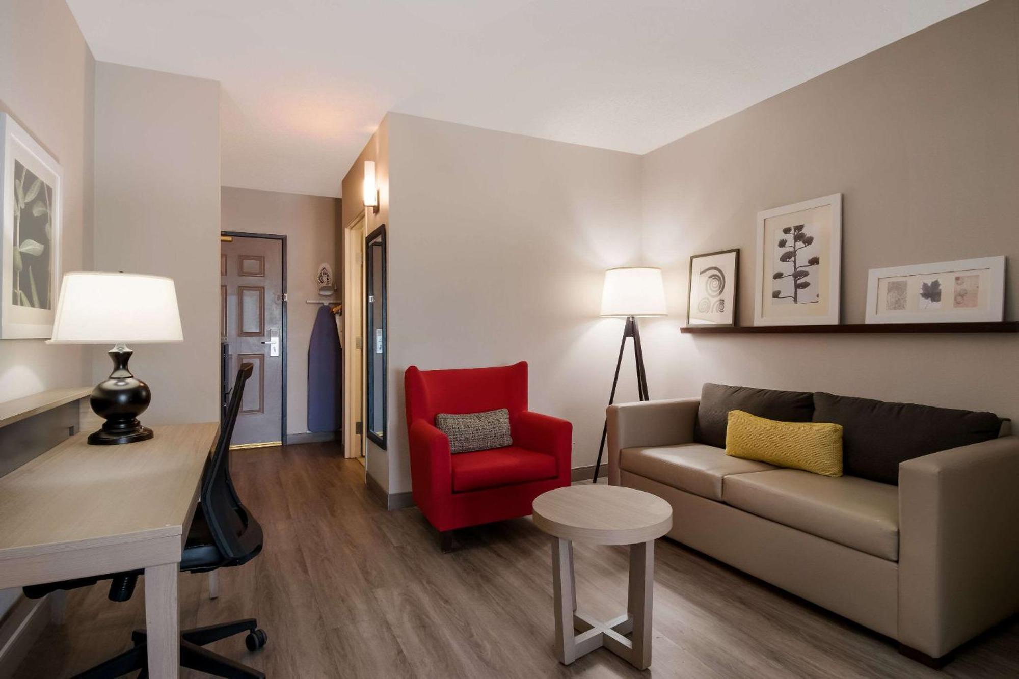 Inn Country & By Radisson, Northeast - Hershey Harrisburg