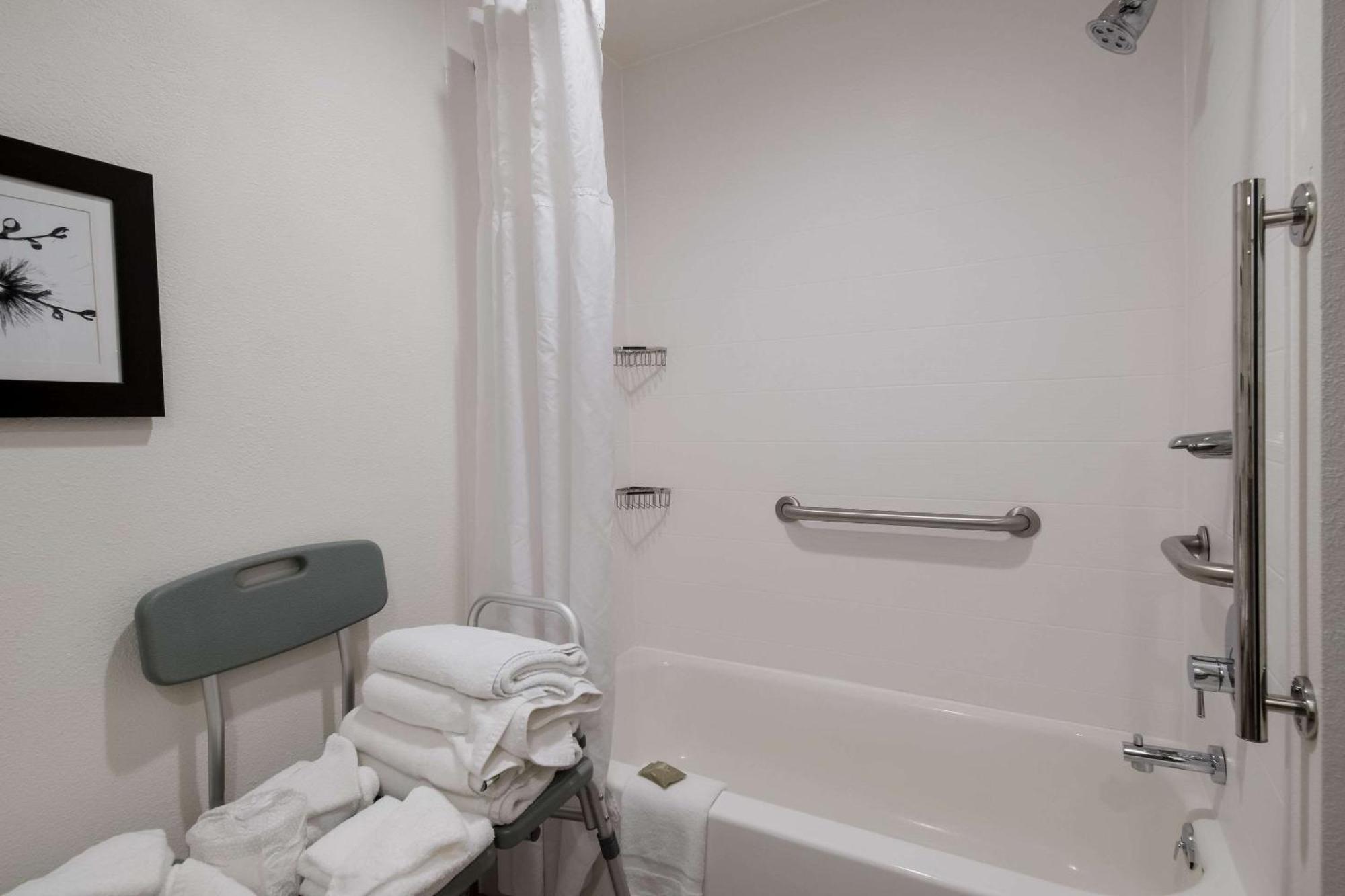 Country & By Radisson, Northeast - Hershey 3* Harrisburg