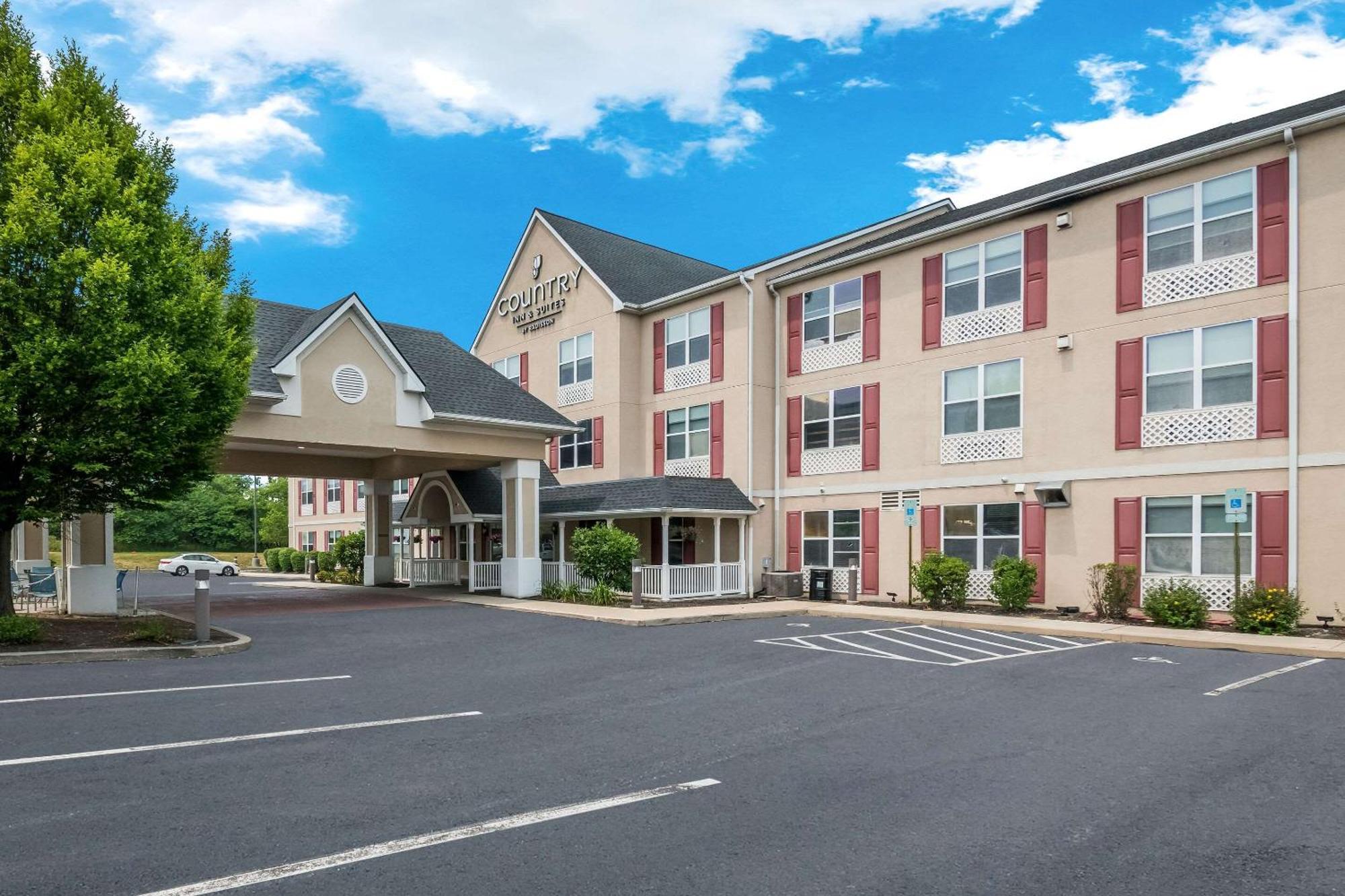 Country & By Radisson, Northeast - Hershey Harrisburg